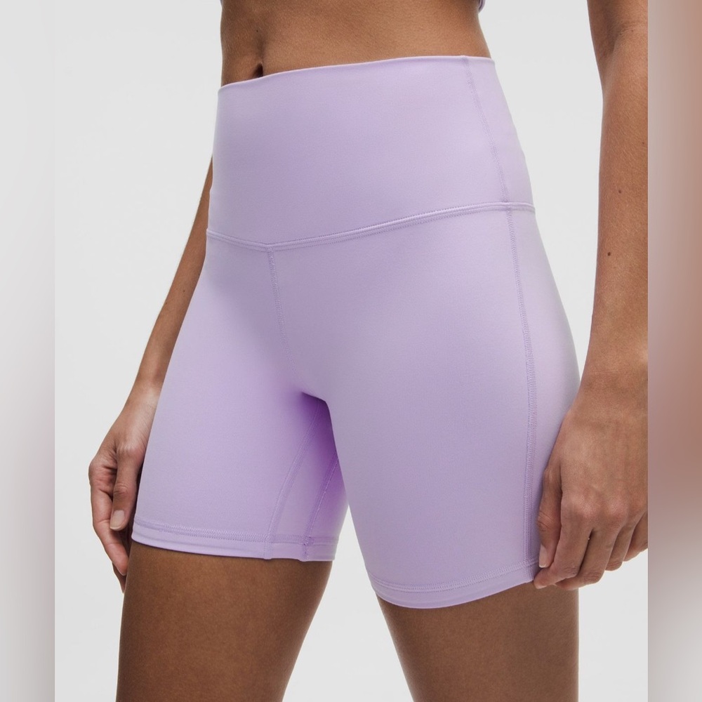 EUC 🍋 Lululemon Align High-Rise Short 6"